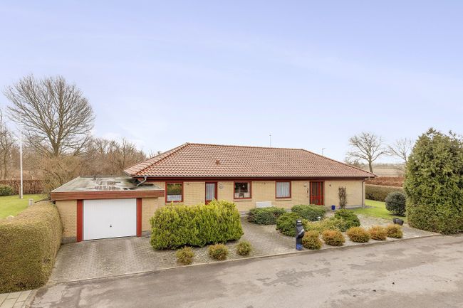 Svanevej 2, 6240 Løgumkloster