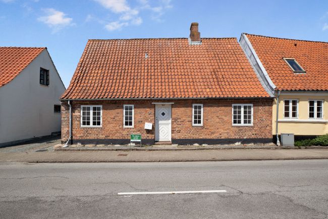 Slotsgade 10, 6240 Løgumkloster